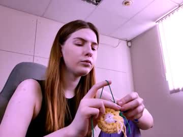 aliceinredsquar