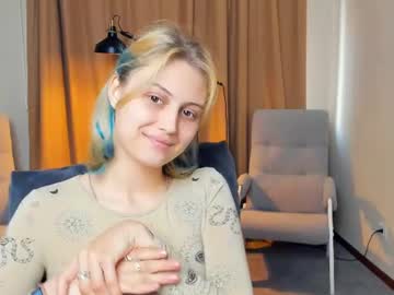 angelinaholly