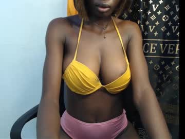 cum ebony petit