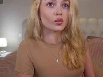 kelly peachpiee